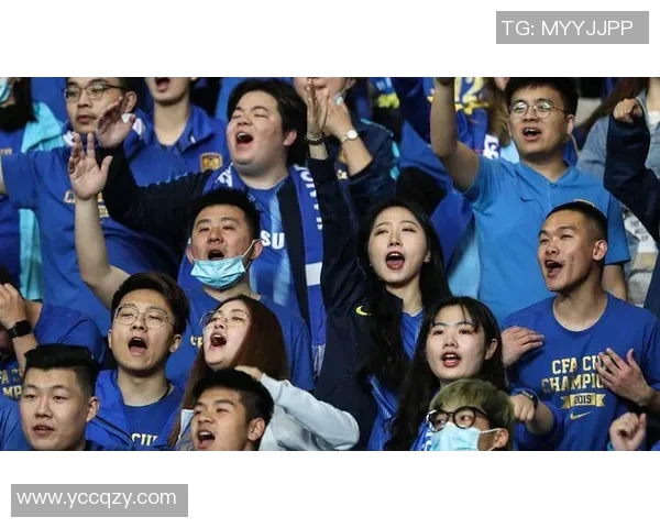 高清足球明星红包图片分享让你感受足球魅力与节日喜庆的完美结合