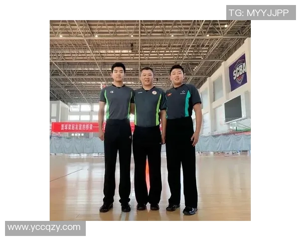 杭州篮球队荣登耐力排行榜首位展现卓越实力与团队精神