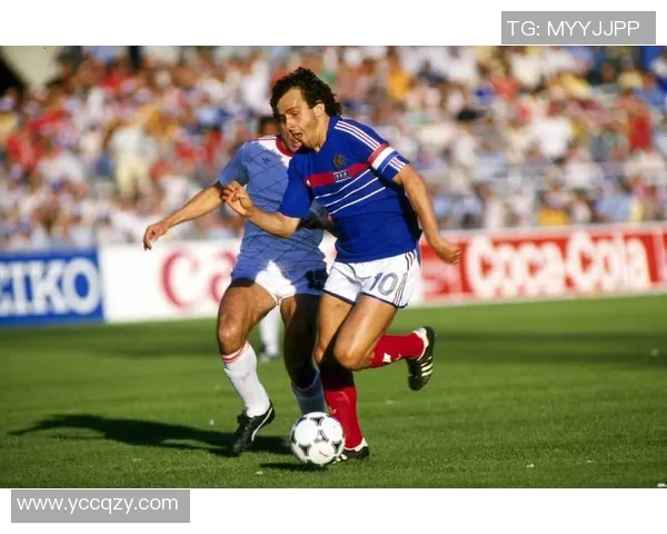 弗洛茨足球明星的辉煌历程与未来发展展望